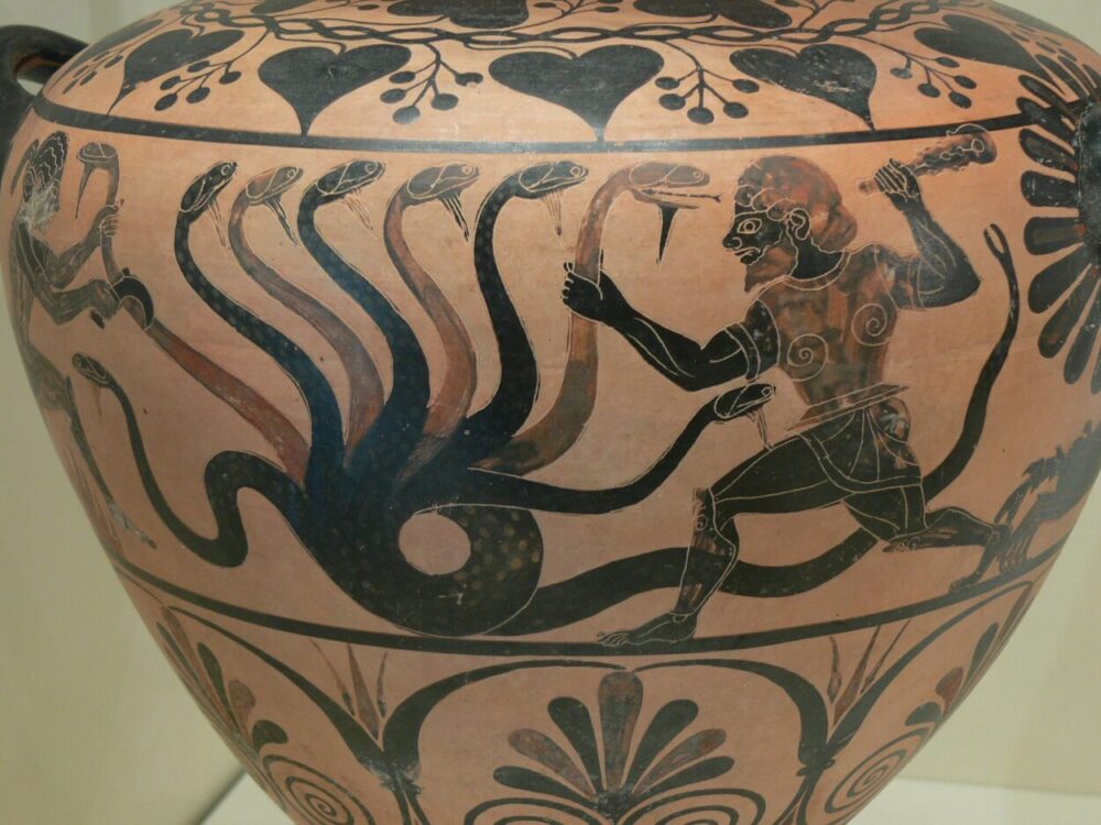 Heracles destroy the giant Hydra serpent